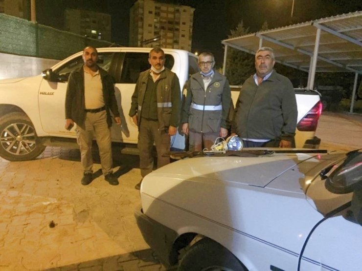 Konya’da far avı yapan 3 avcıya 5 bin 634 lira ceza