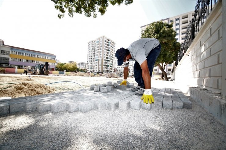 Selçuklu Belediyesi anaokulların çevresini düzenliyor