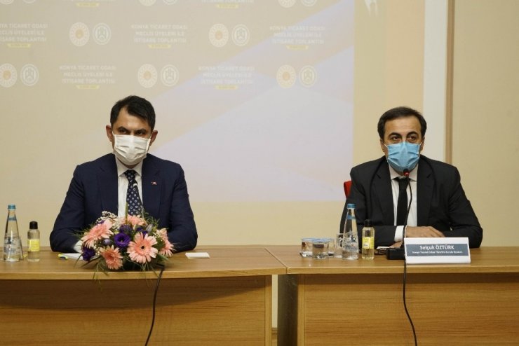 Bakan Kurum, Konya’da özel sektör temsilcileriyle bir araya geldi