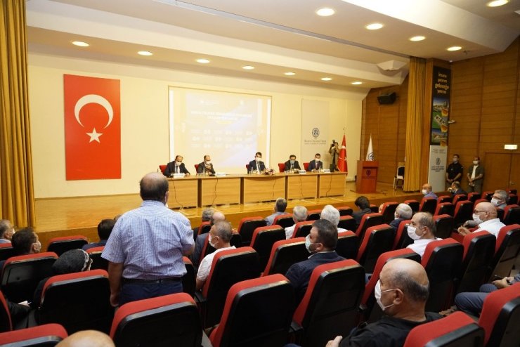 Bakan Kurum, Konya’da özel sektör temsilcileriyle bir araya geldi