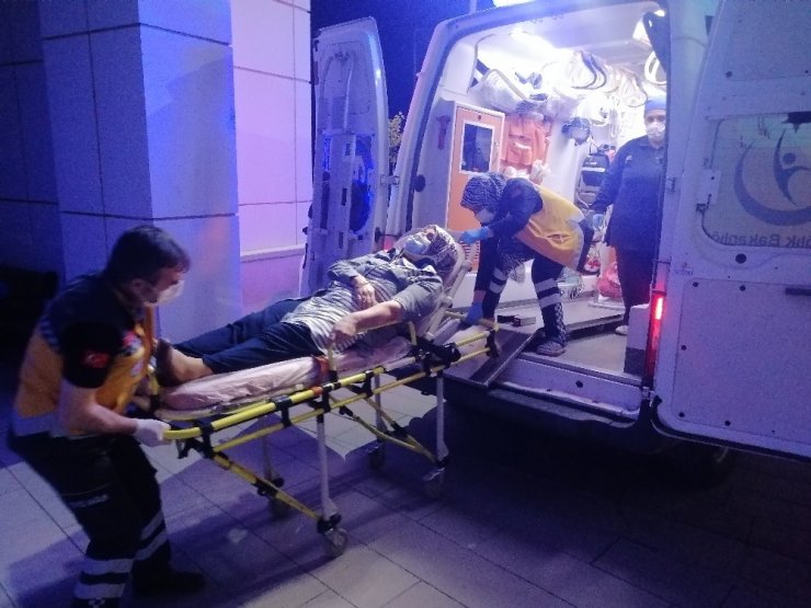Kız istemeye giden aile kaza yaptı: 4 yaralı