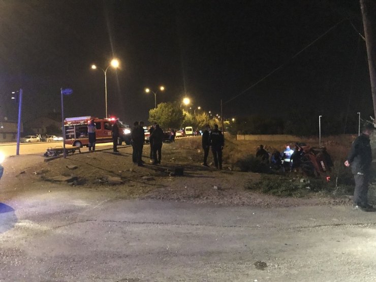 Konya’da 2 otomobil çarpıştı: 9 yaralı