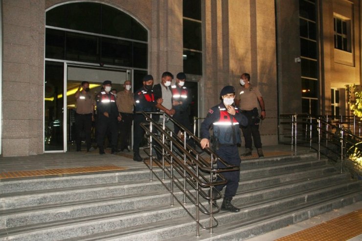 İki kişinin öldüğü silahlı kavgayla ilgili 1 kişi tutuklandı