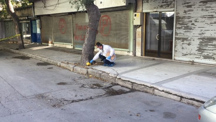 Sokak ortasında bıçaklanan 14 yaşındaki çocuk öldü