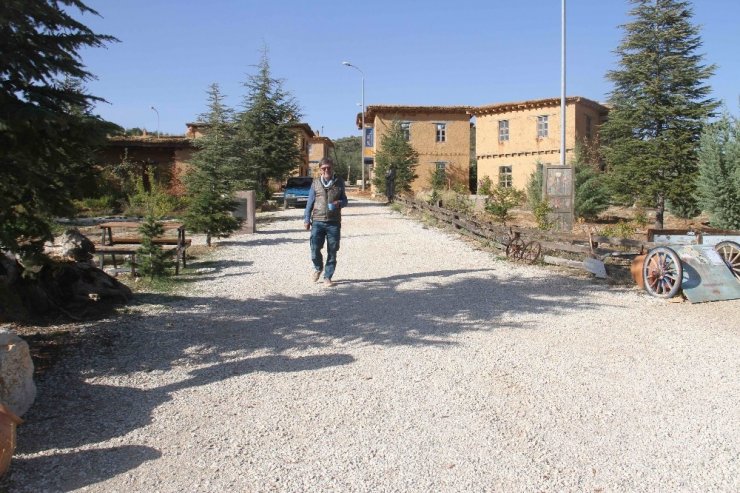 Sanatçı köyündeki etkinlikler pandemide de sürüyor