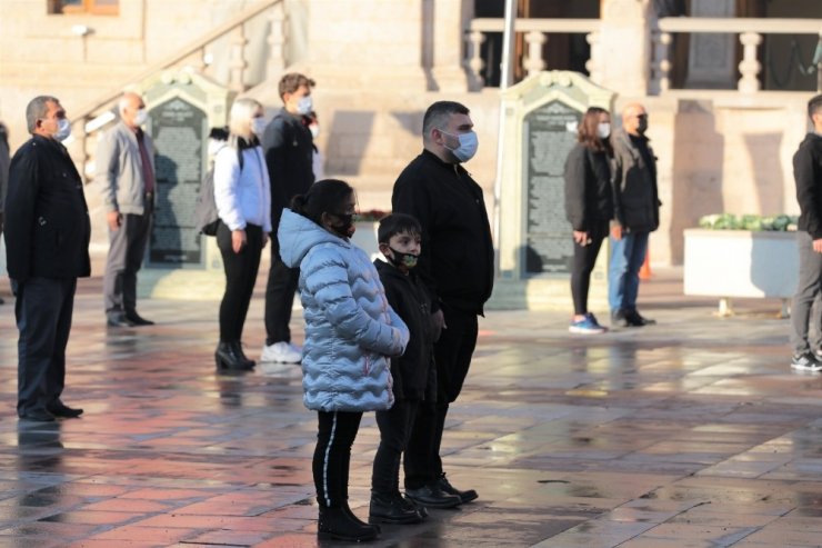 Aksaray’da 10 Kasım Atatürk’ü anma töreni gerçekleştirildi