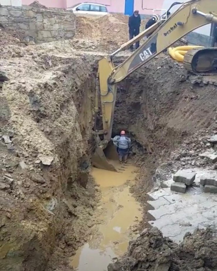 Hüyük’te mahalle çeşmeleri için sondaj çalışmaları başladı