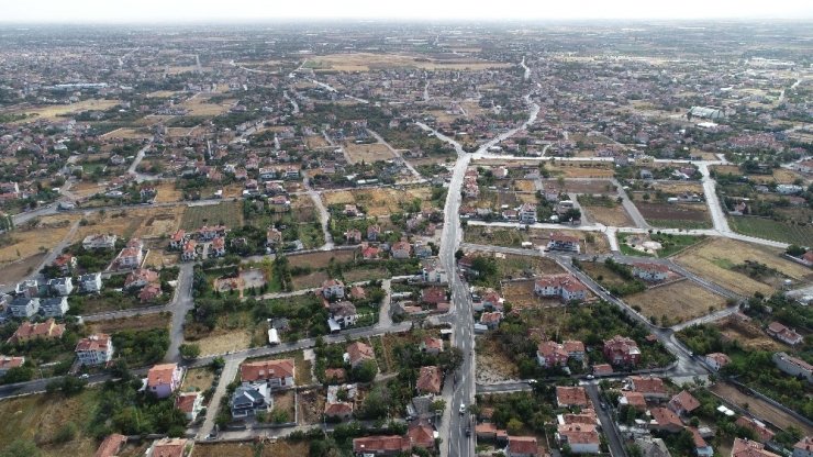 Başkan Kavuş: “Asfaltsız tek bir metre yol kalmayıncaya kadar durmayacağız”