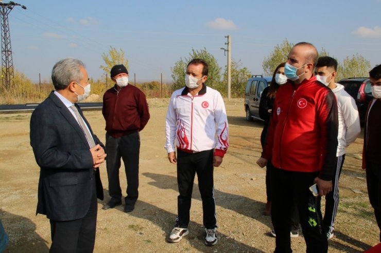 Akşehirli yönetmenden halter belgeseli