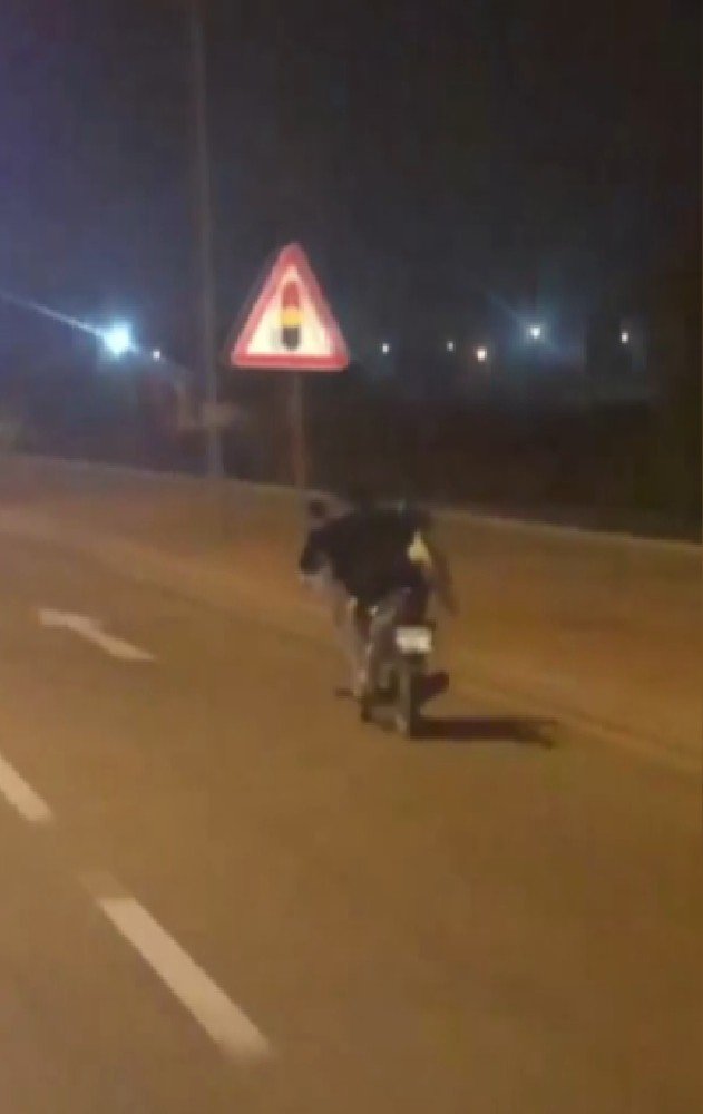 Motosiklet üzerindeki tehlikeli yolculuğa 2 bin 761 lira ceza