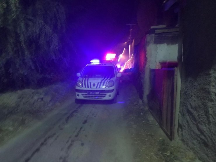 Babasıyla tartışıp evde yangın çıkardı