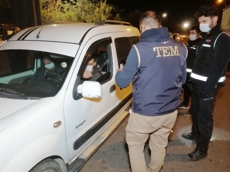 Polis uzun namlulu silahlarla kuş uçurtmuyor
