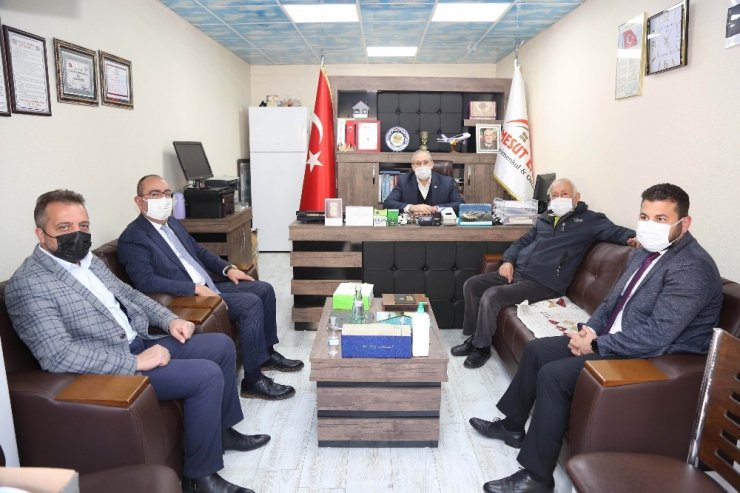 Başkan Kavuş mahalle ziyaretlerine devam ediyor