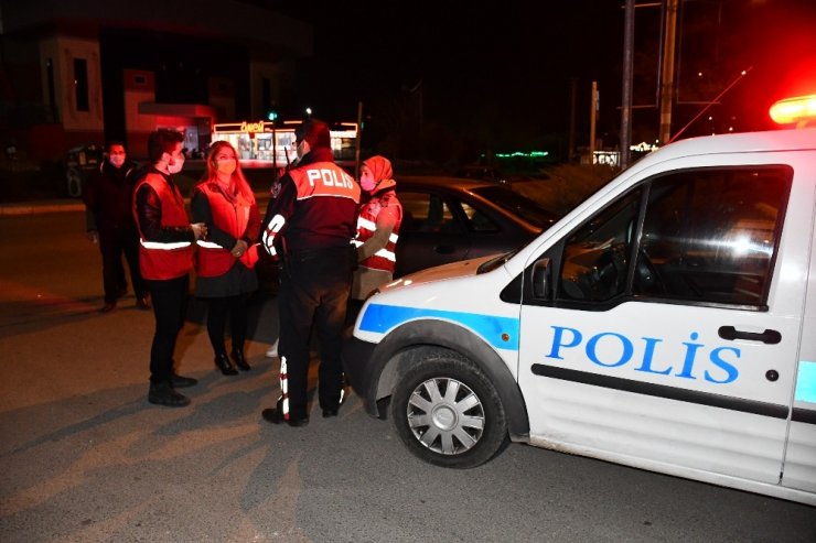 Kızılay’dan polislere çay-kahve servisi