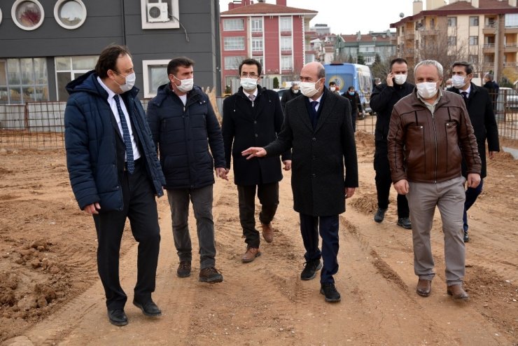 Yazır Kapalı Pazar Yerinin yapımına başlandı