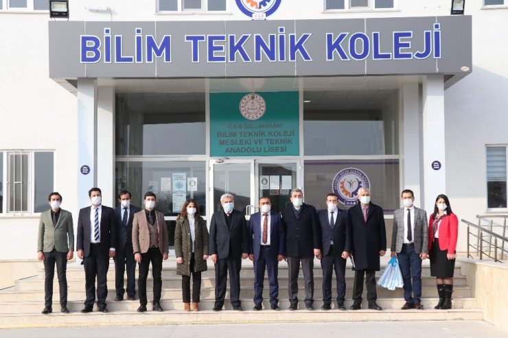 ASÜ Rektörü Şahin Bilim Teknik Kolejinde