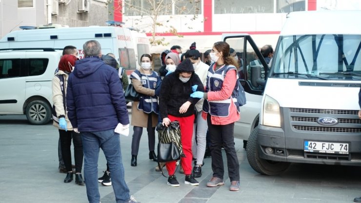 Konya’da ölüm tehdidi ile zorla fuhuş yaptıran 5 zanlı tutuklandı