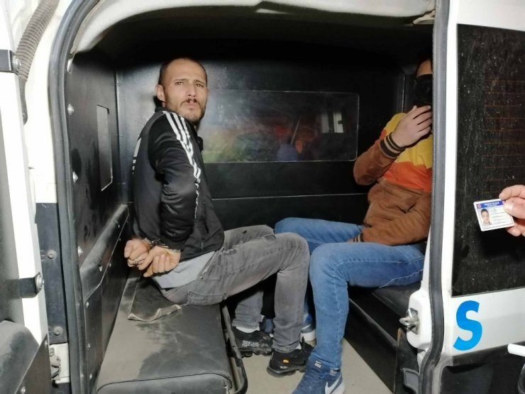 Uyuşturucuyla yakalanan şahıs hassas terazi için, “Annem istedi” dedi