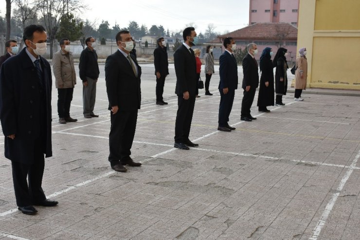 Karaman’da tüm okullarda İstiklal Marşı okundu