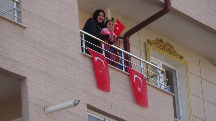 Sivas’ta İstiklal Marşı coşkusu renkli görüntüler oluşturdu