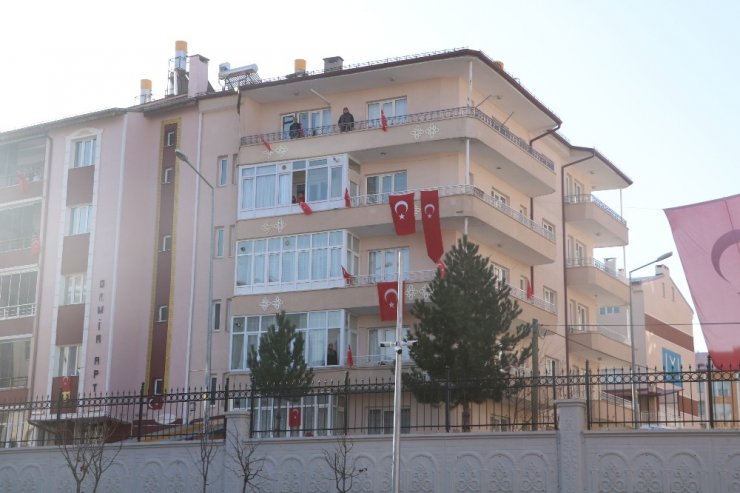 Sivas’ta İstiklal Marşı coşkusu renkli görüntüler oluşturdu