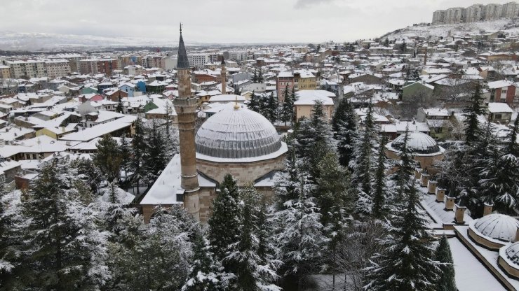 Odunpazarı beyaza büründü