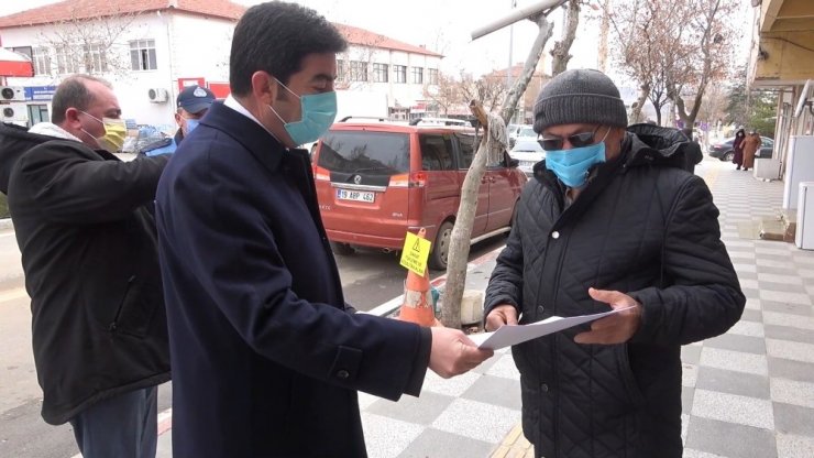 AK Partili Belediye Başkanından ’şeffaf belediyecilik’ örneği: Çarşı-pazar gezip, vatandaşa hesap verdi