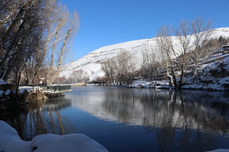 Anadolu’nun nazar boncuğunda donduran güzellik