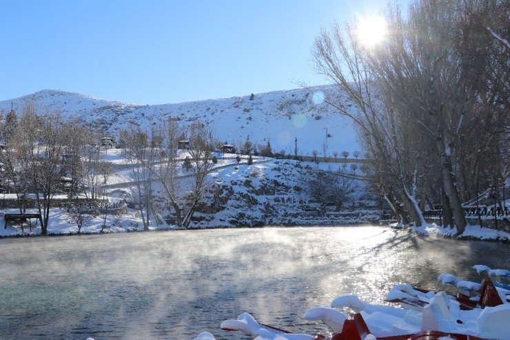 Anadolu’nun nazar boncuğunda donduran güzellik