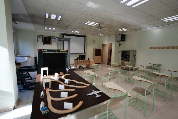 DHMİ Havacılık Akademisi salgın sürecinde de faaliyetlerini sürdürüyor