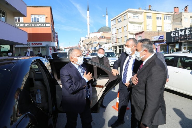 Başkan Büyükkılıç 2021 yılı talepleri için Develi’de