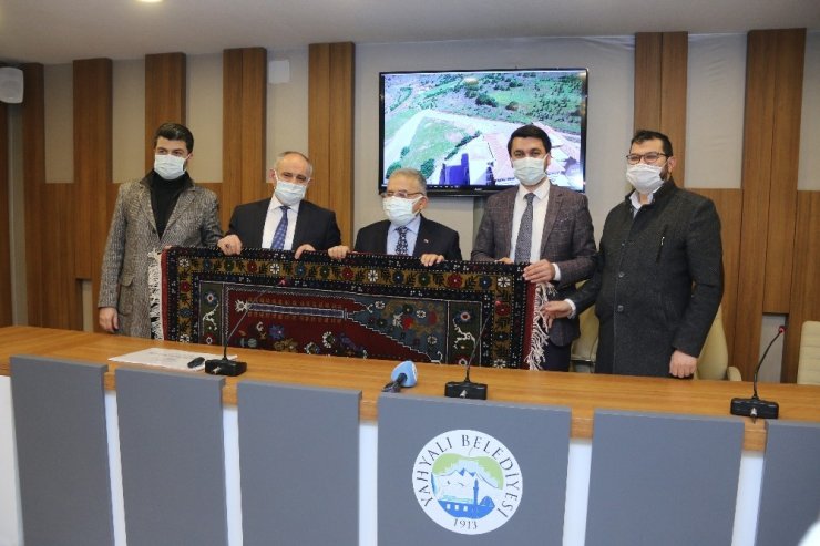 Yahyalı’da yapılacak 2021 yılı projeleri masaya yatırıldı