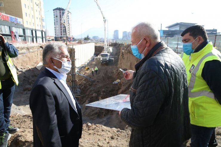 Başkan Büyükkılıç’ın kısıtlama mesaisi