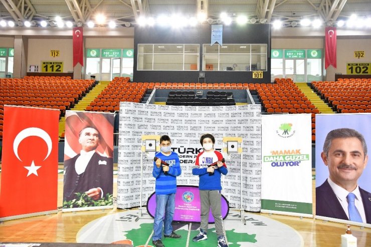 Mamak’ta çocuklar Laser Run ile tanıştı