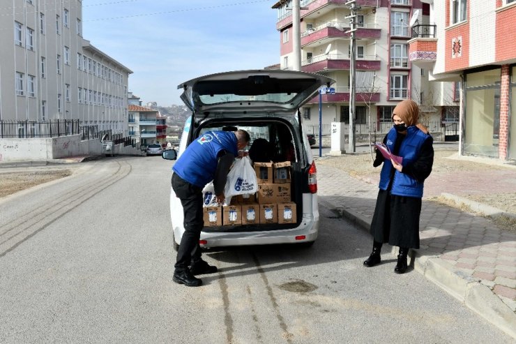 Ankara Büyükşehir Belediyesi’nden çocuklara süt desteği