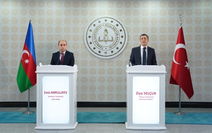 Milli Eğitim Bakanı Selçuk, Azerbaycan Eğitim Bakanı Amrullayev’i ağırladı