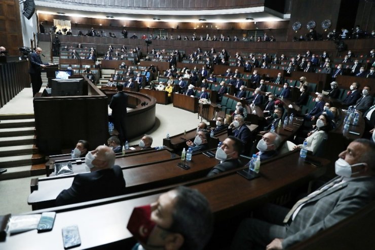 Cumhurbaşkanı Erdoğan: "CHP hakiki bir siyasi parti olmaktan çıkıp heyula haline dönüşmüş amorf bir yapıdır"