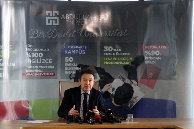 AGÜ Rektörü Sabuncuoğlu: "Bu güzel şehre 13 ödül getirdik"