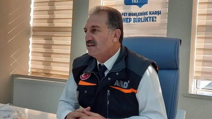 AFAD Müdürü deprem riskini harita üzerinde gösterdi: "Kırıkkale’yi çevreleyen 3 tane fay zonu var"