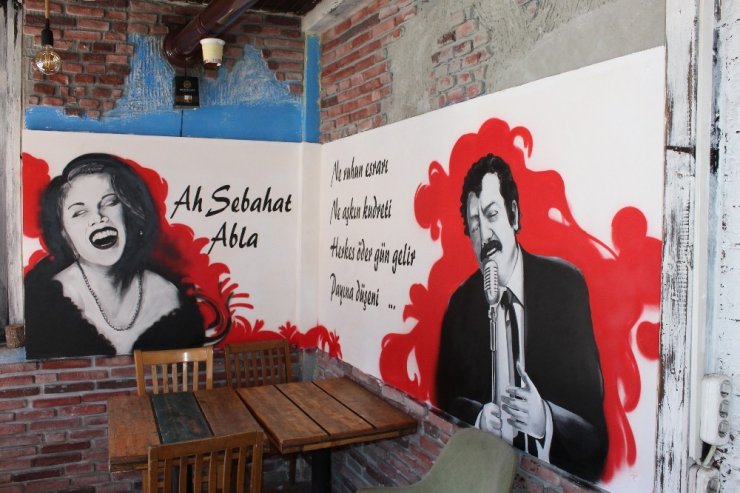Sevenleri Müslüm Gürses’i ölüm yıl dönümünde unutmadı