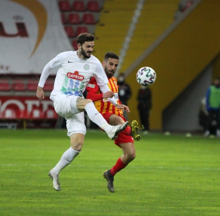 Süper Lig: Kayserispor: 2 - Çaykur Rizespor: 1 (Maç sonucu)