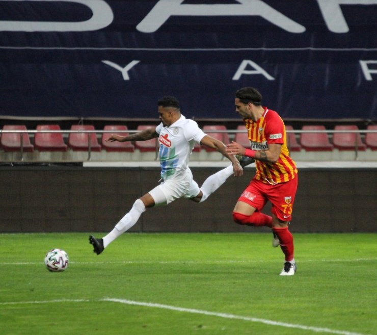 Süper Lig: Kayserispor: 2 - Çaykur Rizespor: 1 (Maç sonucu)