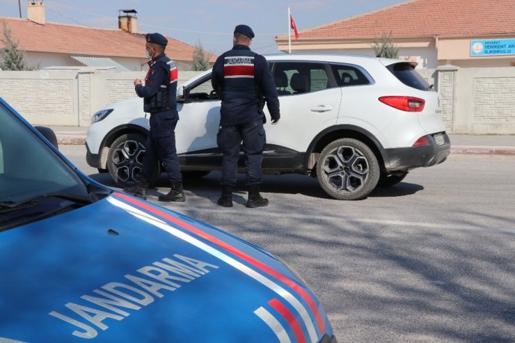 Kırmızı kategorideki Aksaray’da bir belde ve köy karantinaya alındı