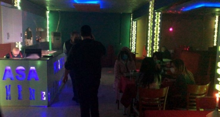 Çok yüksek riskli kategorideki Konya’da eğlence mekanlarına baskın