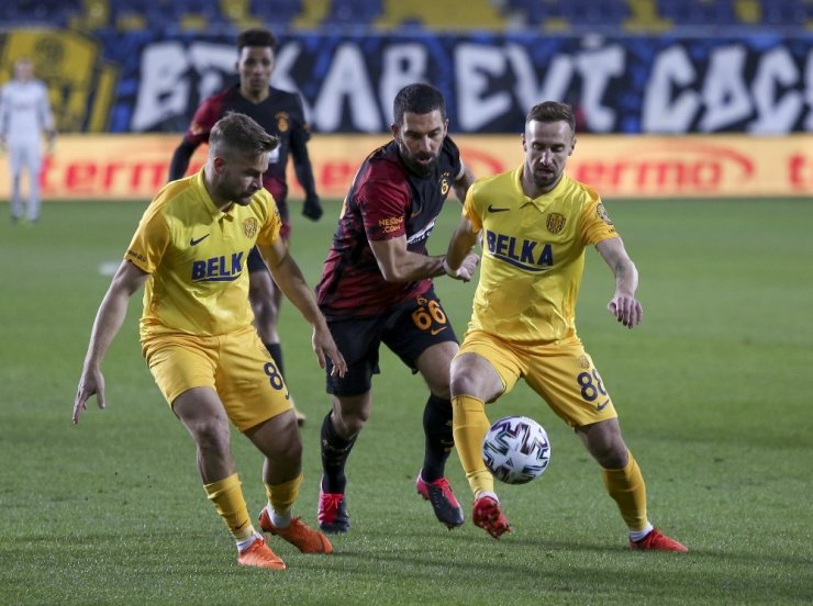Süper Lig: MKE Ankaragücü: 0 - Galatasaray: 0 (Maç Devam Ediyor)
