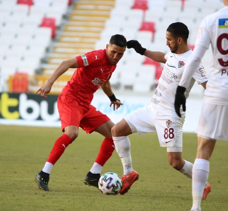Süper Lig: DG Sivasspor: 1 - A.Hatayspor: 1 (Maç sonucu)