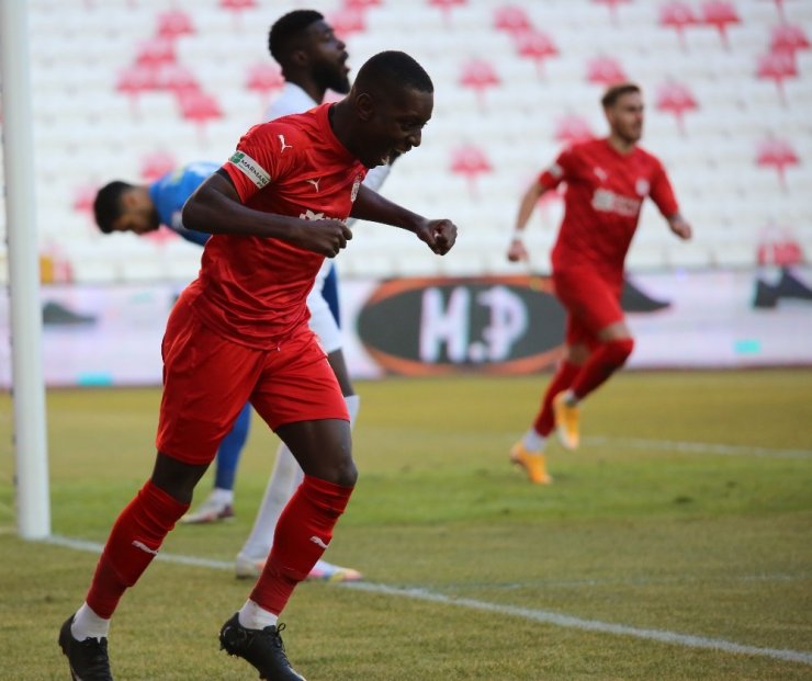 Süper Lig: DG Sivasspor: 1 - A.Hatayspor: 1 (Maç sonucu)