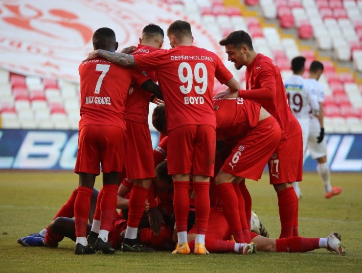 Süper Lig: DG Sivasspor: 1 - A.Hatayspor: 1 (Maç sonucu)