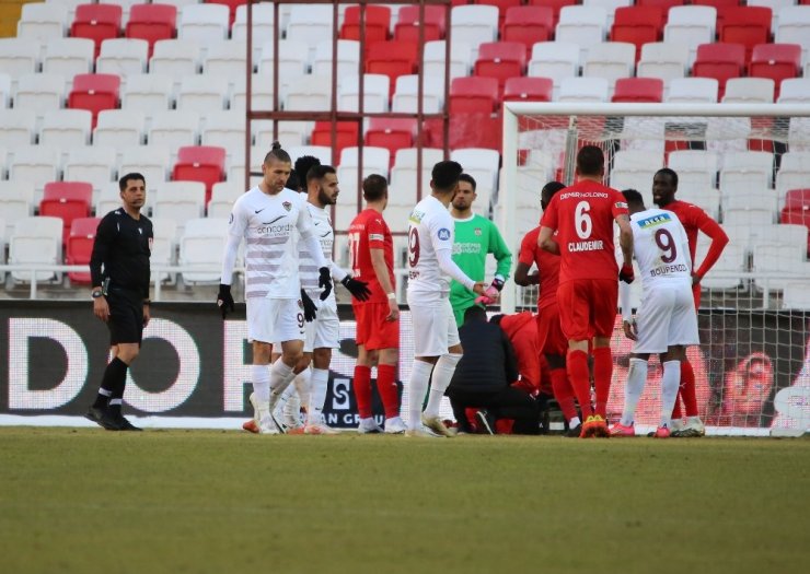 Süper Lig: DG Sivasspor: 1 - A.Hatayspor: 1 (Maç sonucu)