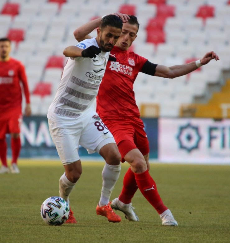 Süper Lig: DG Sivasspor: 1 - A.Hatayspor: 1 (Maç sonucu)